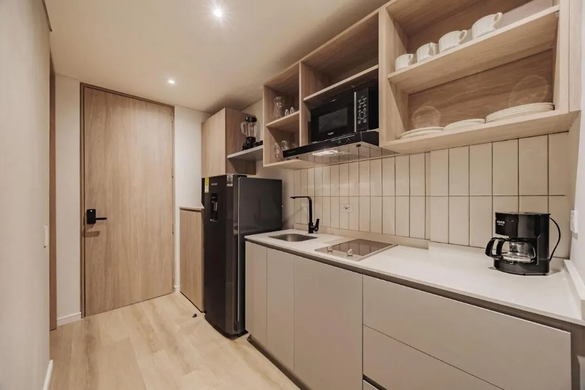 Apartment Moderno Apartaestudio Con Balcon En Laureles Medellin