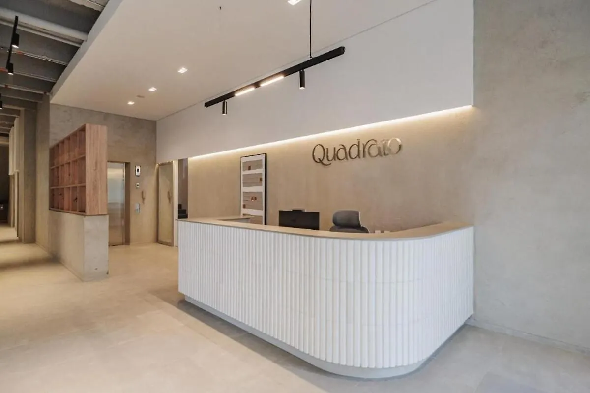 Moderno Apartaestudio Con Balcon En Laureles Medellin